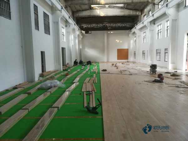 專業(yè)運動木地板翻新廠家電話1
